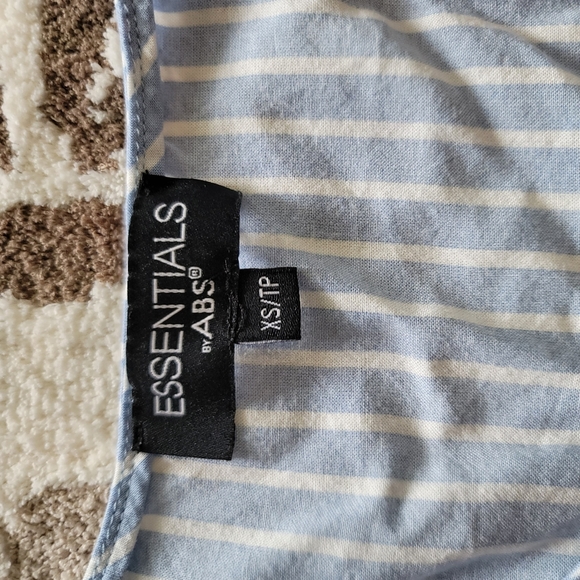 Essentials by ABS blouse - Picture 2 of 6